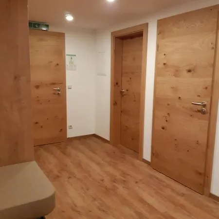 Thainerhof ゲストハウス 3*